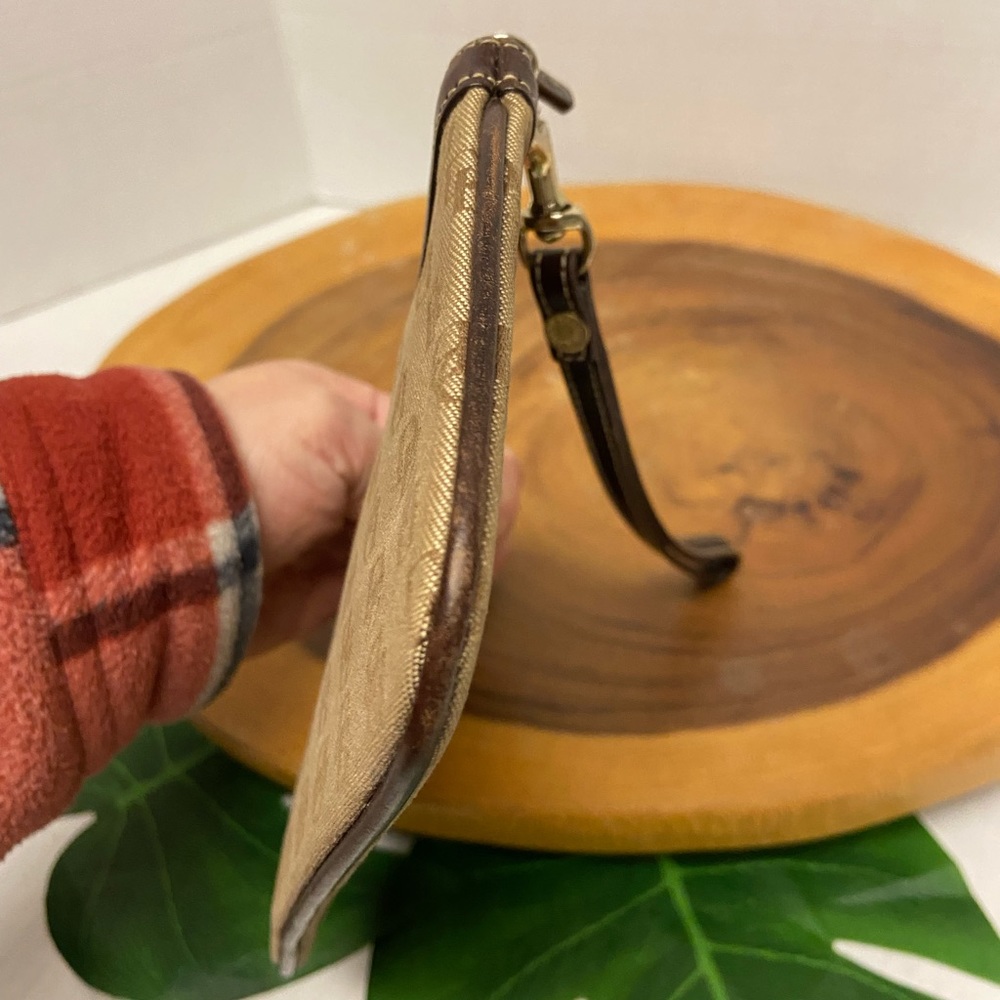 Dooney & Boutke Db Canvas & Leather Wristlet - image 5